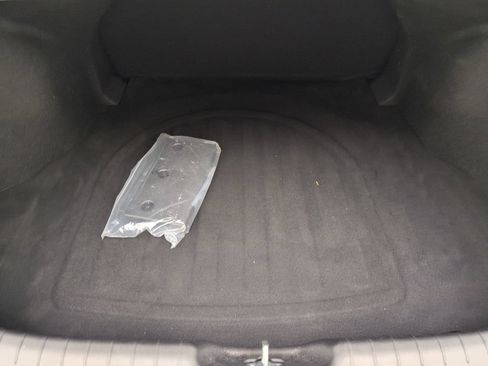 Used 2025 Hyundai Elantra Sport FWD image 30
