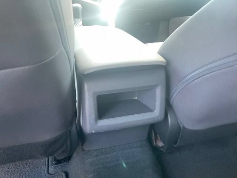 Used 2022 Toyota Camry LE FWD image 22