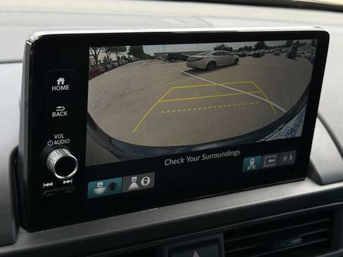 Used 2025 Honda Pilot TrailSport image 19
