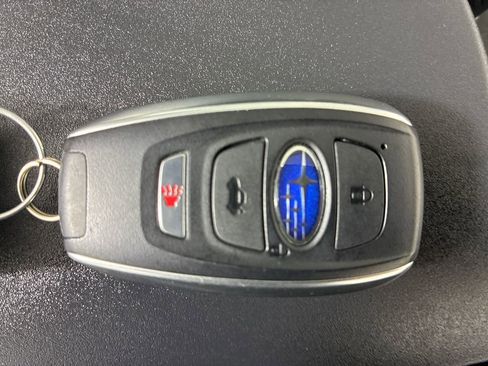 Used 2025 Subaru Crosstrek 2.0i Premium image 35