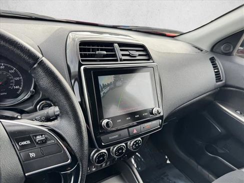 Used 2024 Mitsubishi Outlander Sport SE image 15