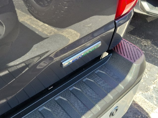 Used 2021 Ford F150 Lariat AWD/4WD image 6