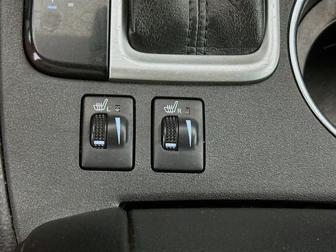 Used 2018 Toyota Highlander SE AWD/4WD image 20