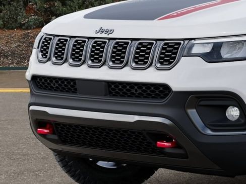 Used 2026 Jeep Compass Trailhawk AWD/4WD image 11