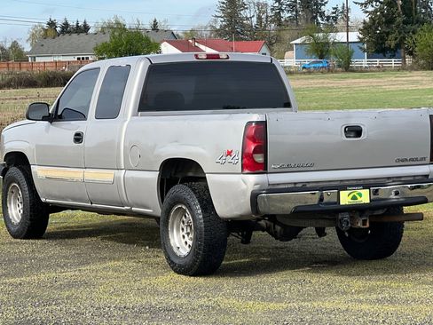 Used 2004 Chevrolet Silverado 1500 LS w/ Light Duty Power Package image 6