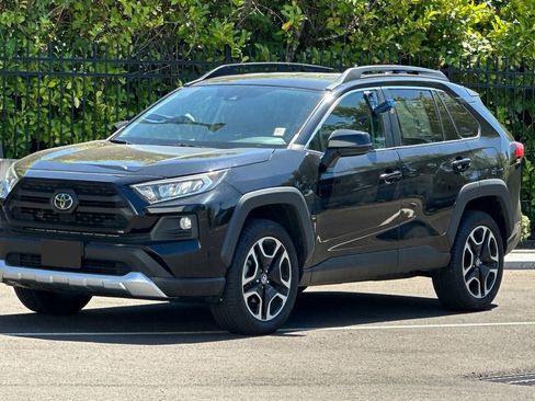 Used 2020 Toyota RAV4 Adventure image 7