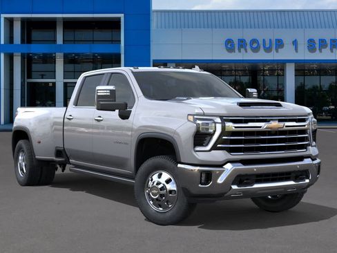New 2026 Chevrolet Silverado 3500 LTZ w/ LTZ Convenience Package AWD/4WD image 7