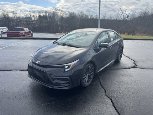 New 2026 Toyota Corolla SE image 7