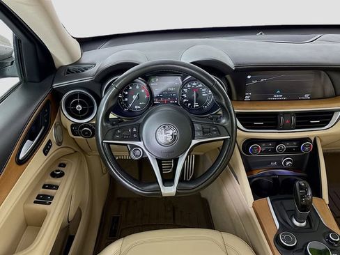 Used 2019 Alfa Romeo Stelvio Ti Lusso w/ Quick Order Package 22X Lusso image 23