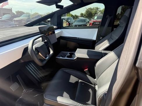 Used 2024 Tesla Cybertruck Cyberbeast AWD/4WD image 7