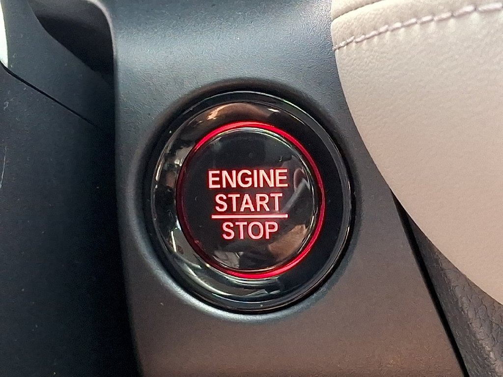 Used 2023 Honda HR-V LX image 26
