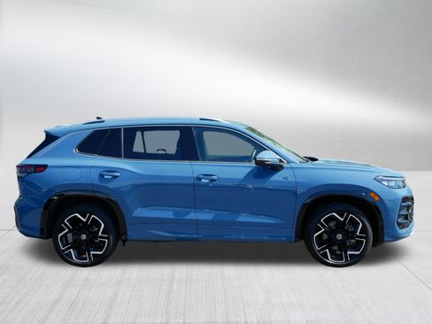 Certified 2025 Volkswagen Tiguan SEL R-Line AWD/4WD image 8