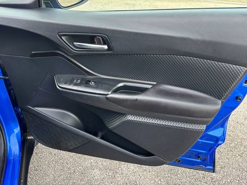 Used 2018 Toyota C-HR XLE image 18