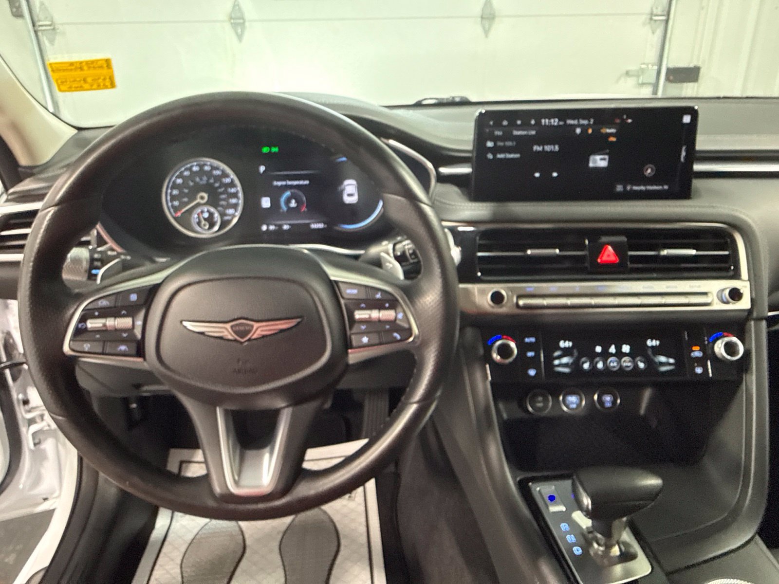 Used 2025 Genesis G70 2.5T AWD/4WD image 39