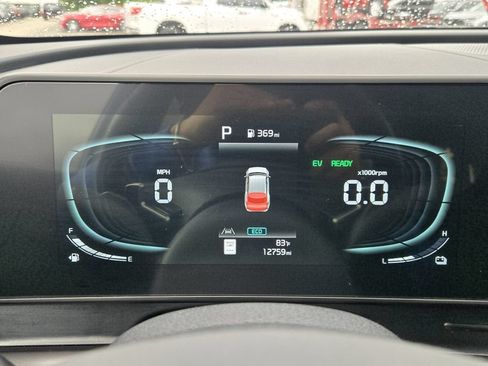 Used 2025 Kia Sportage EX AWD/4WD image 23
