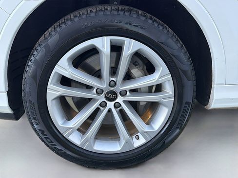 Used 2025 Audi Q7 3.0T Premium Plus AWD/4WD image 47