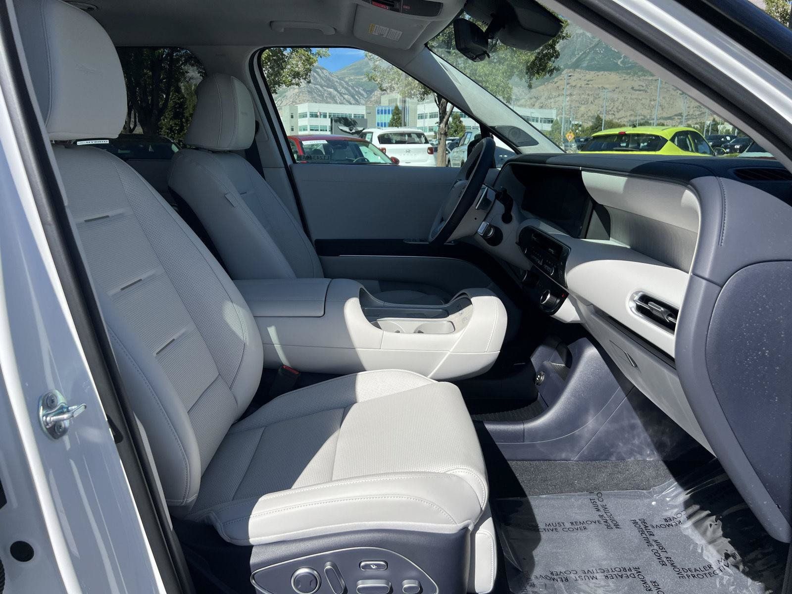 Certified 2026 Hyundai Palisade Calligraphy AWD/4WD image 15