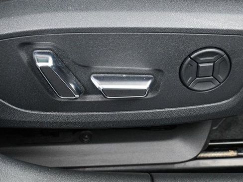 Used 2021 Audi RS 6 TFSI quattro Tiptronic w/ Carbon Optic Package image 36