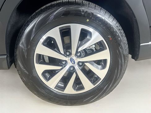 Used 2025 Subaru Outback Premium w/ Popular Package #1 image 28