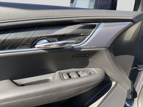 Certified 2020 Cadillac XT6 Premium Luxury FWD image 22