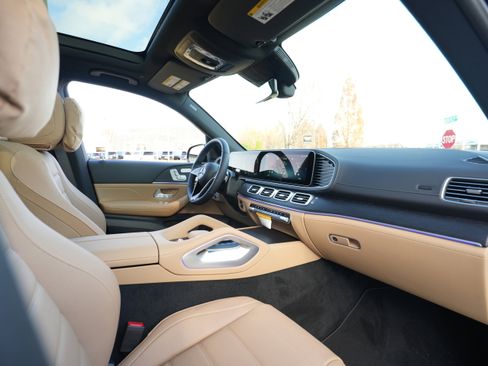 New 2026 Mercedes-Benz GLE 580 4MATIC image 42