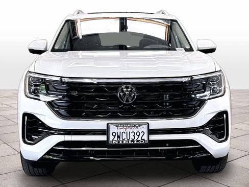 Certified 2026 Volkswagen Atlas SEL Premium R-Line AWD/4WD image 2