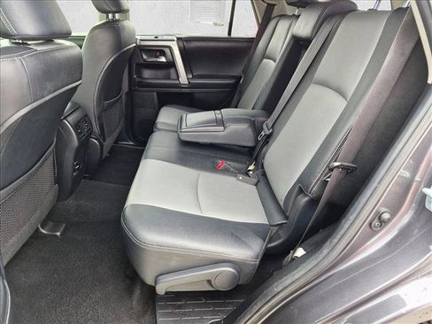 Used 2015 Toyota 4Runner SR5 Premium AWD/4WD image 19