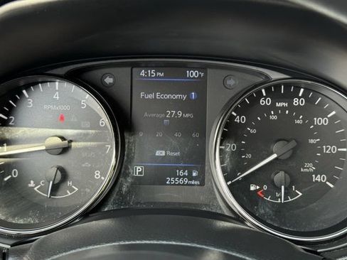 Used 2022 Nissan Rogue Sport S FWD image 15