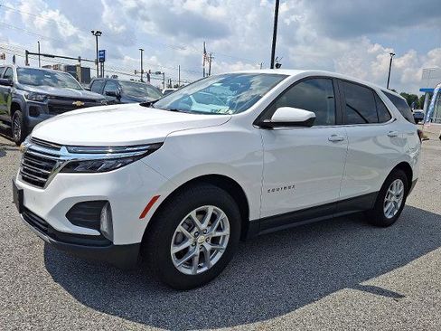 Certified 2022 Chevrolet Equinox LT image 3