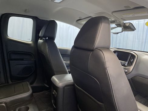 Used 2021 Chevrolet Colorado Z71 w/ Z71 Midnight Edition image 34