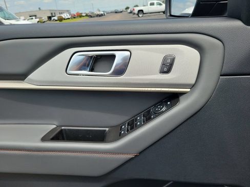 New 2026 Ford Explorer Active AWD/4WD image 20