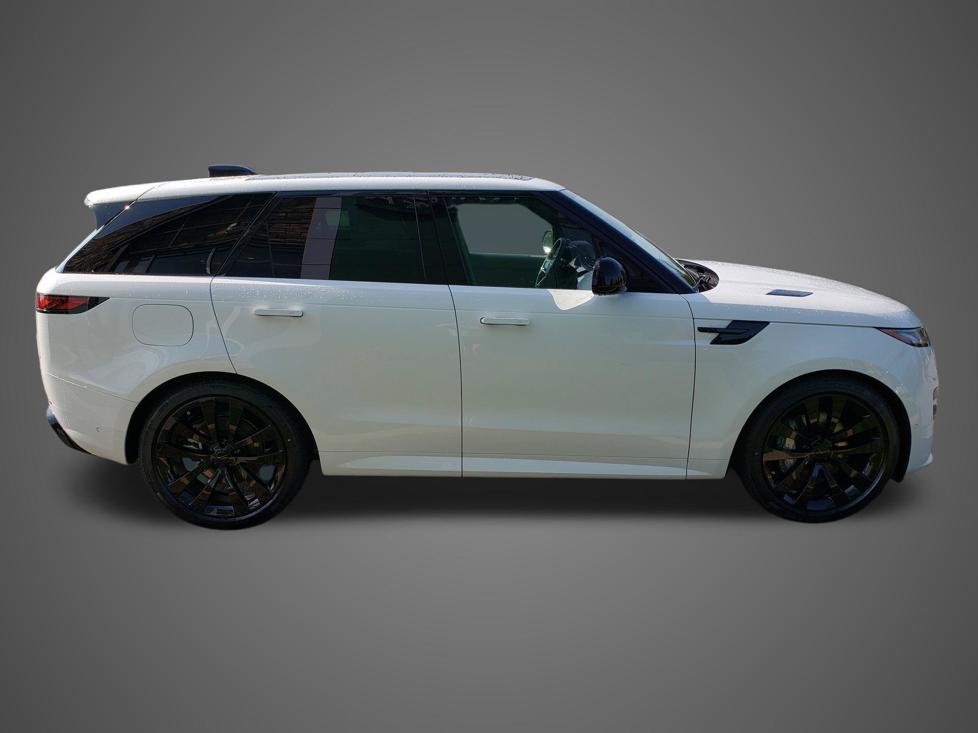New 2026 Land Rover Range Rover Sport Dynamic SE AWD/4WD image 4