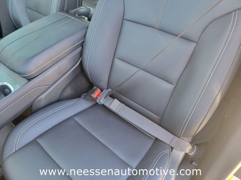 Used 2024 GMC Acadia Elevation w/ Trailering Package image 18