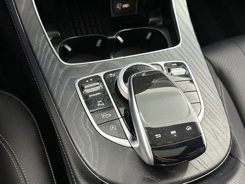 Used 2019 Mercedes-Benz E 300 image 36