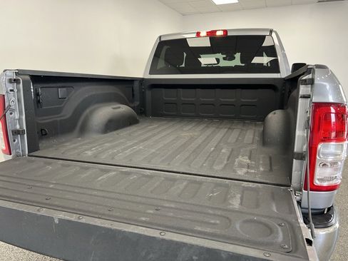 Used 2024 RAM 2500 Big Horn w/ Bed Utility Group image 7