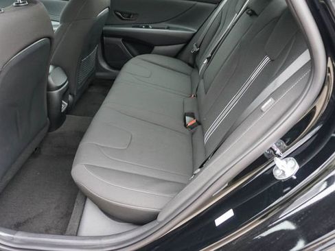 New 2026 Hyundai Elantra SEL Sport Premium FWD image 14