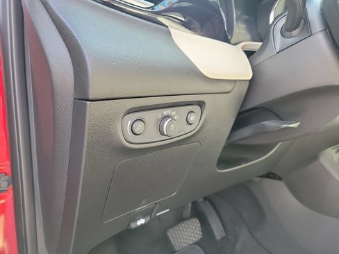 Used 2020 Buick Encore GX Select w/ Experience Buick Package FWD image 24