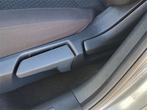 Used 2025 Nissan Kicks S image 22