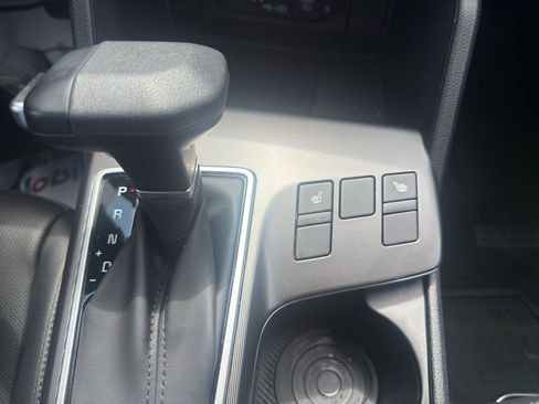 Used 2026 Kia Sportage EX FWD image 23