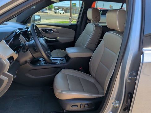 Used 2023 Chevrolet Traverse Premier w/ LPO, Floor Liner Package FWD image 12