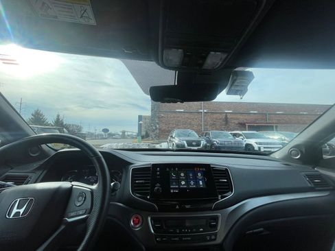 Used 2024 Honda Passport EX-L image 35