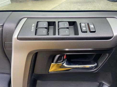 Used 2024 Toyota 4Runner SR5 image 14