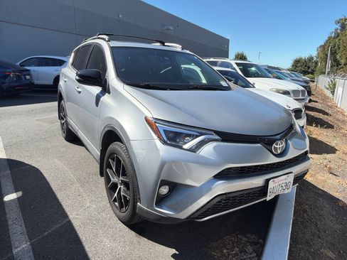 Used 2017 Toyota RAV4 SE w/ Power Extra Value Package AWD/4WD image 1