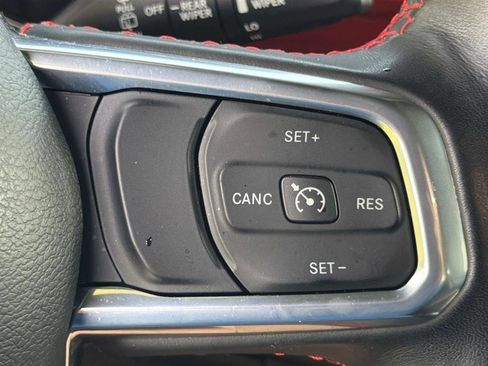 Used 2023 Jeep Wrangler Rubicon w/ Cold Weather Group AWD/4WD image 17