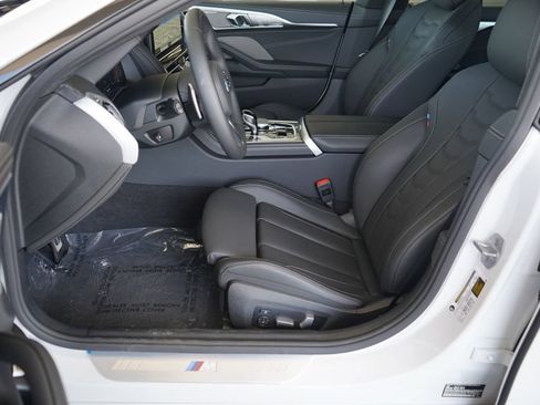 Used 2025 BMW 840i RWD image 11
