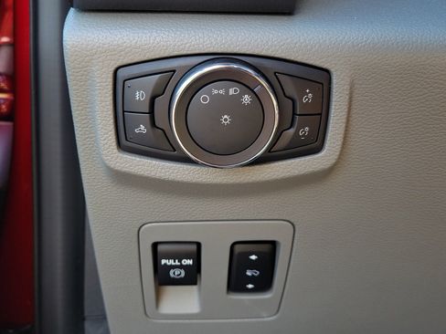 Used 2020 Ford F150 XLT w/ Equipment Group 302A Luxury RWD image 28