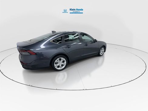 New 2026 Honda Accord LX image 2