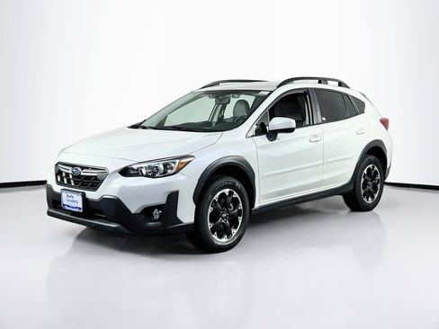 Used 2023 Subaru Crosstrek 2.0i Premium AWD/4WD image 1