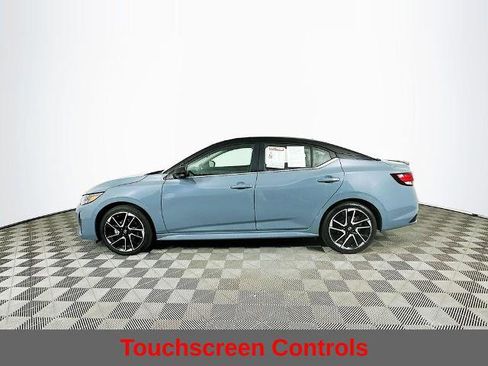 Certified 2024 Nissan Sentra SR w/ SR Premium Package image 8