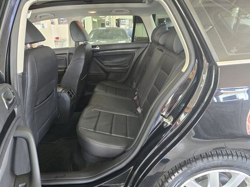 Used 2013 Volkswagen Jetta TDI FWD image 11